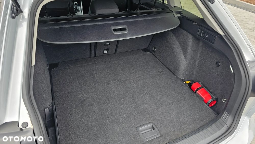 Volkswagen Golf 2.0 TDI Life - 10