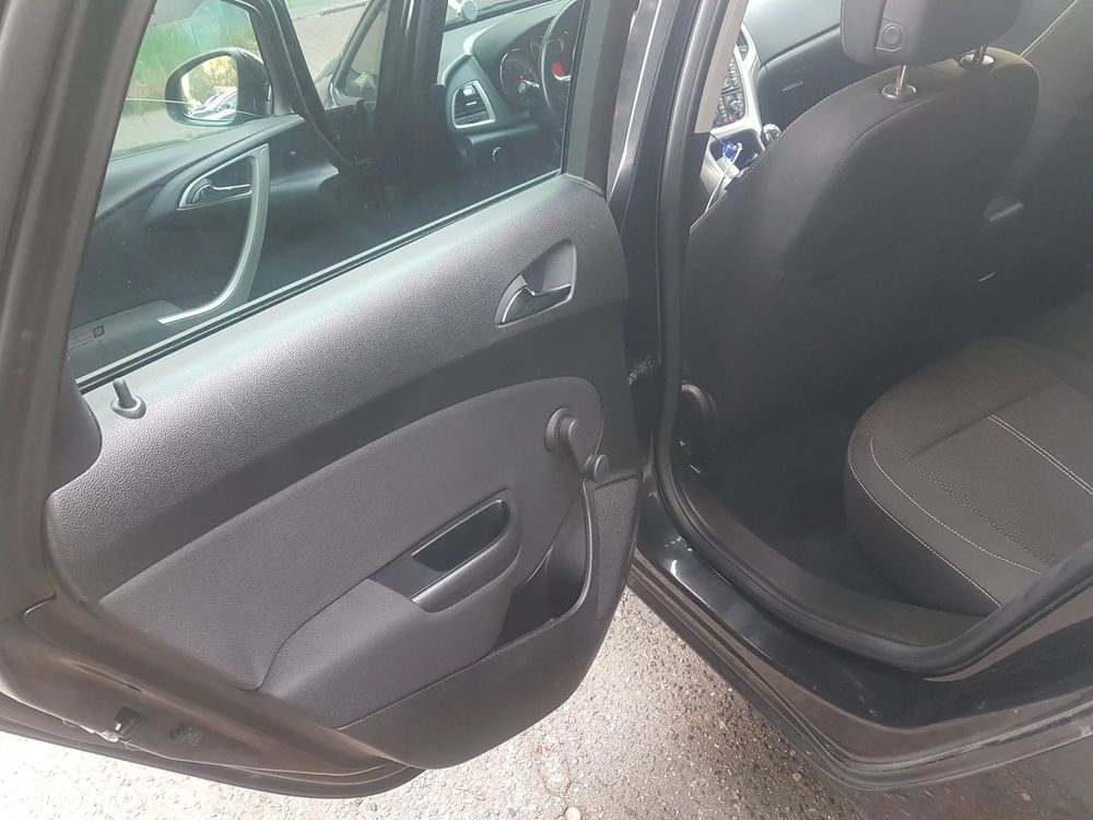 Opel Astra 1.4 T Sport - 10