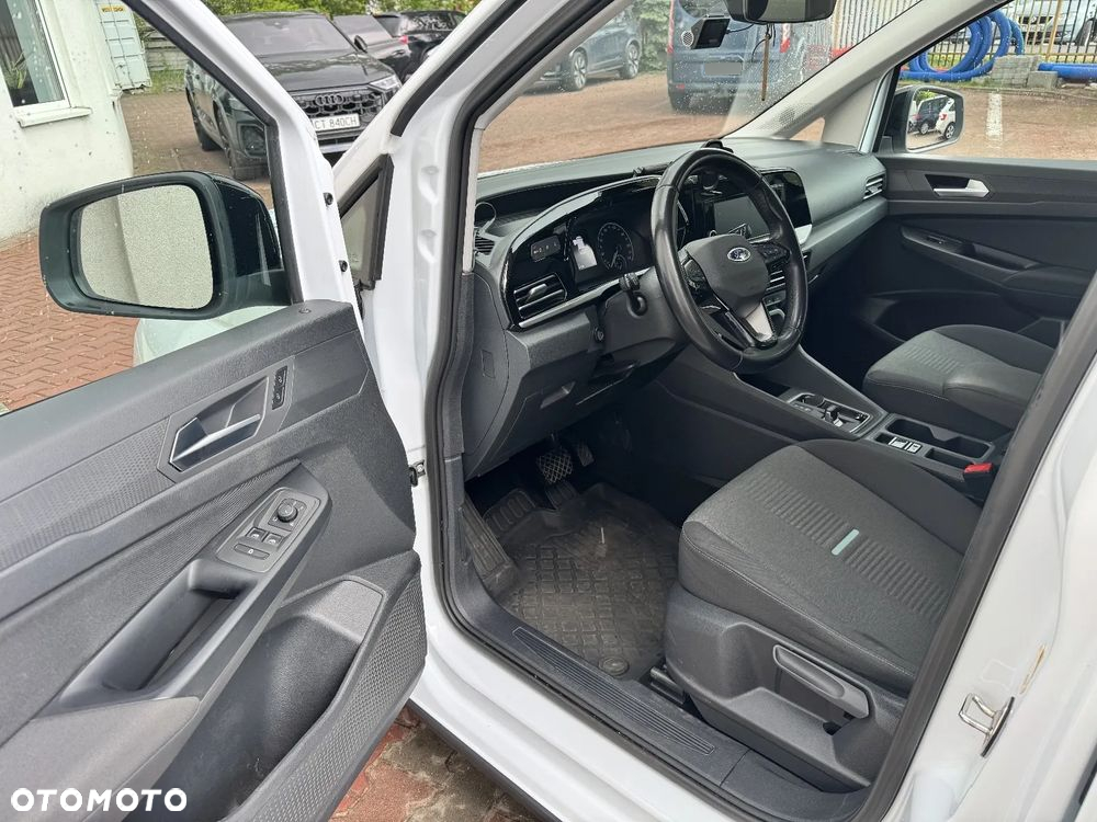 Ford Tourneo Connect Grand - 12