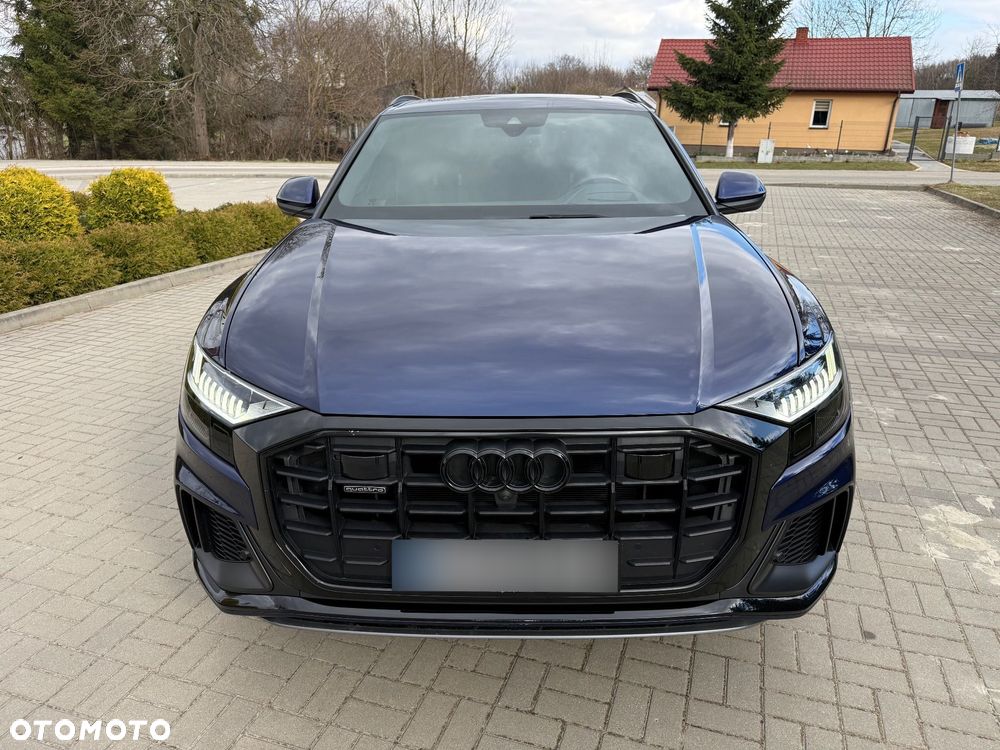 Audi Q8 - 10