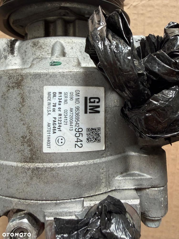Sprężarka kompresor klimatyzacji Opel Mokka A 95369542 - 2