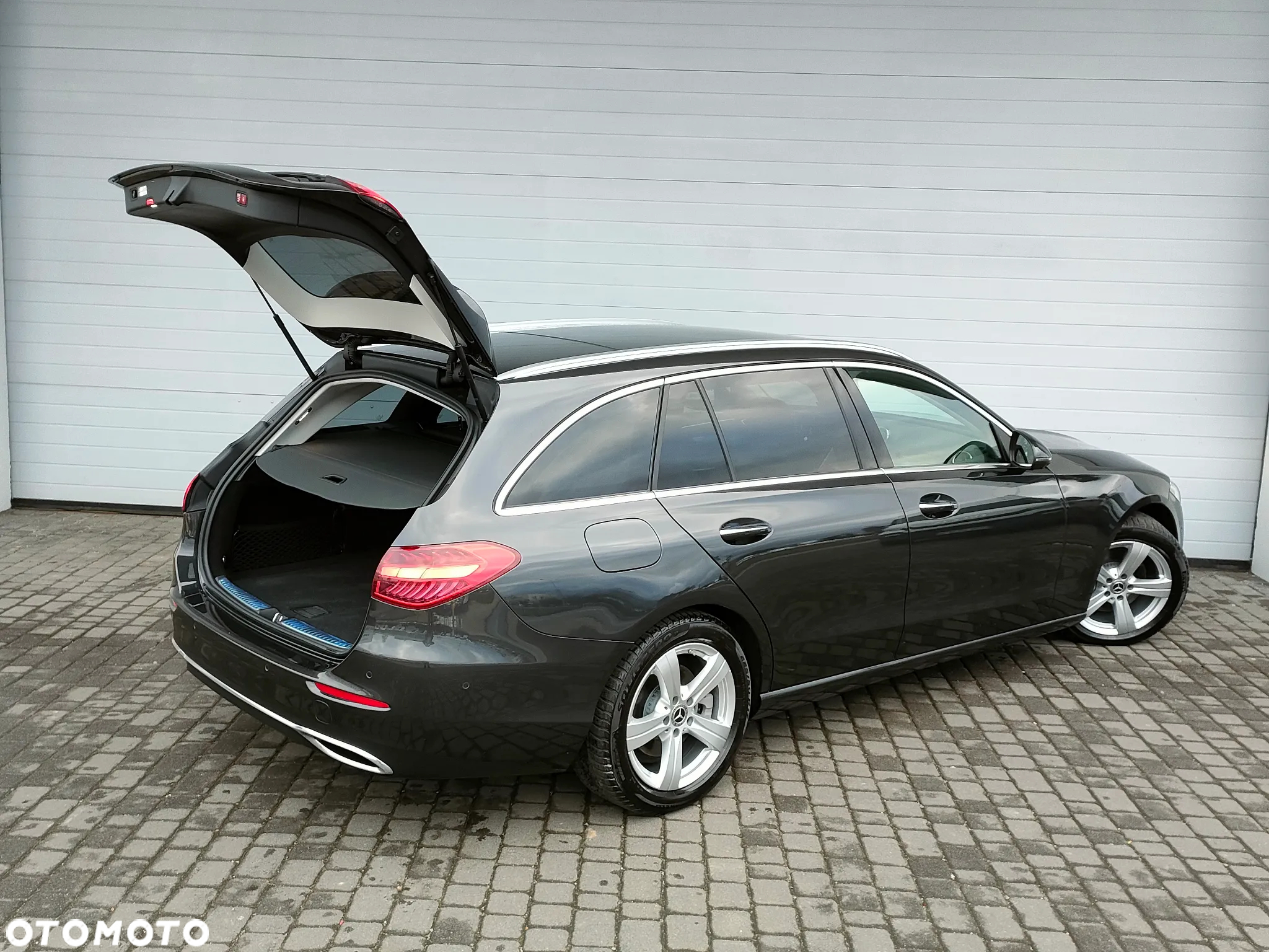 Mercedes-Benz Klasa C 220 d 4Matic T 9G-TRONIC Avantgarde - 32