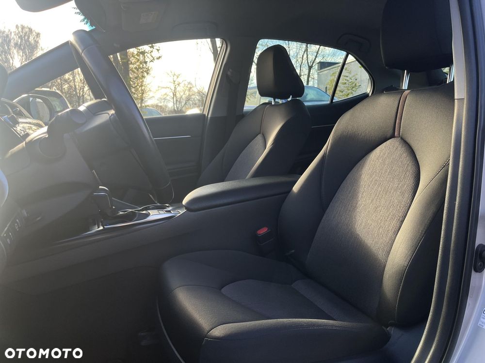 Toyota Camry 2.5 Hybrid Prestige CVT - 16