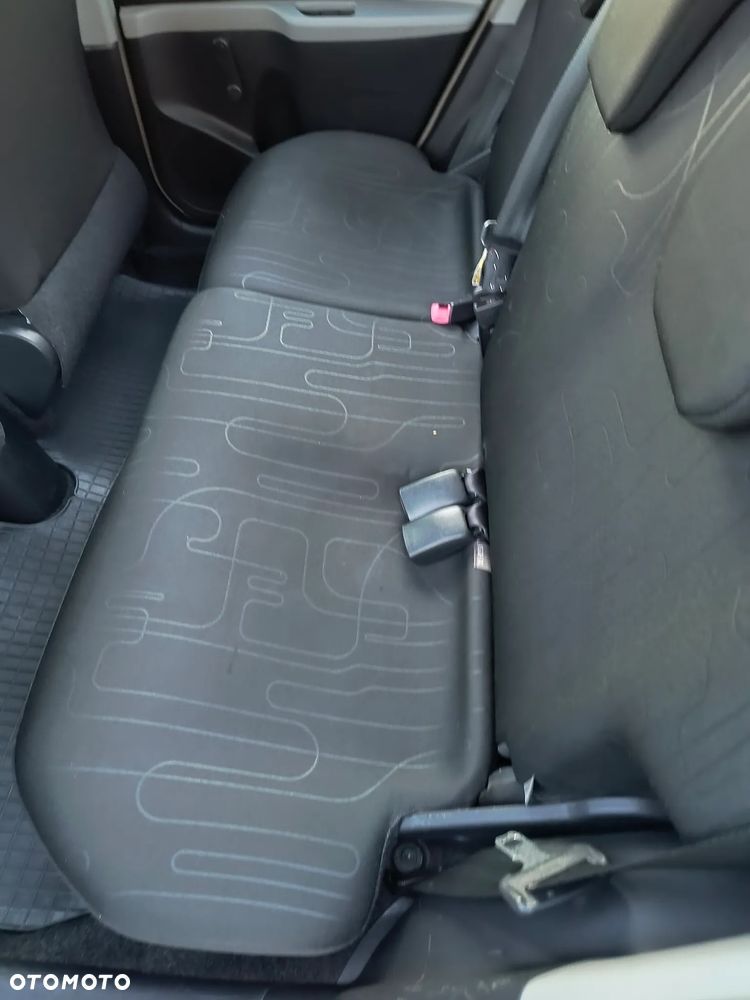 Toyota Yaris 1.33 Luna - 23