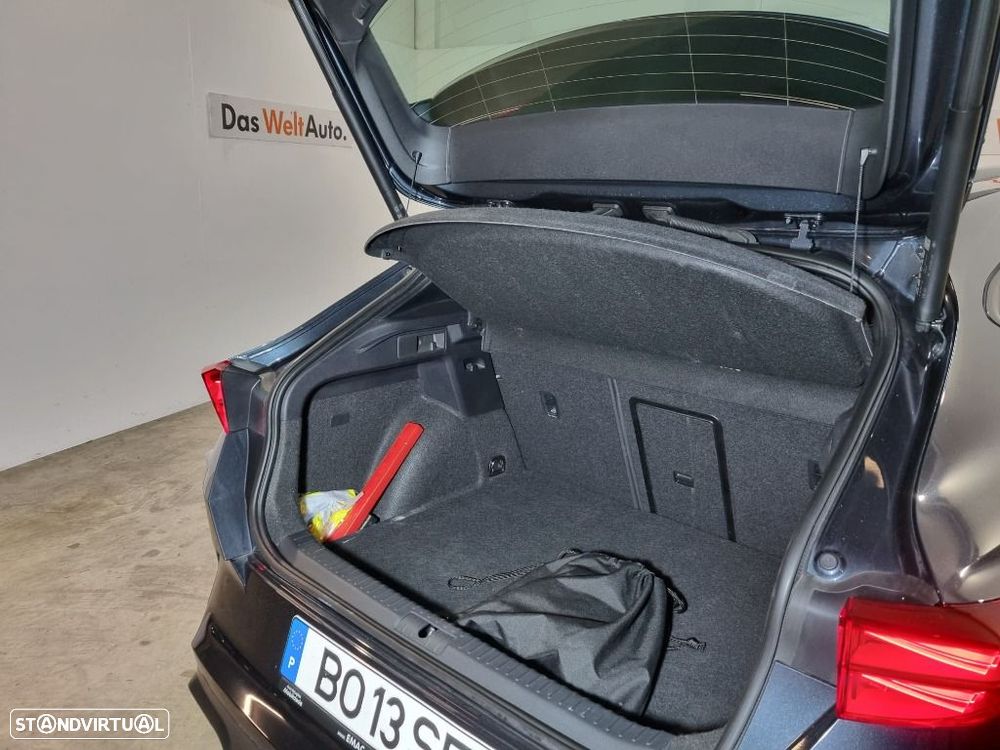 Cupra Formentor 1.5 e-Hybrid DSG - 19