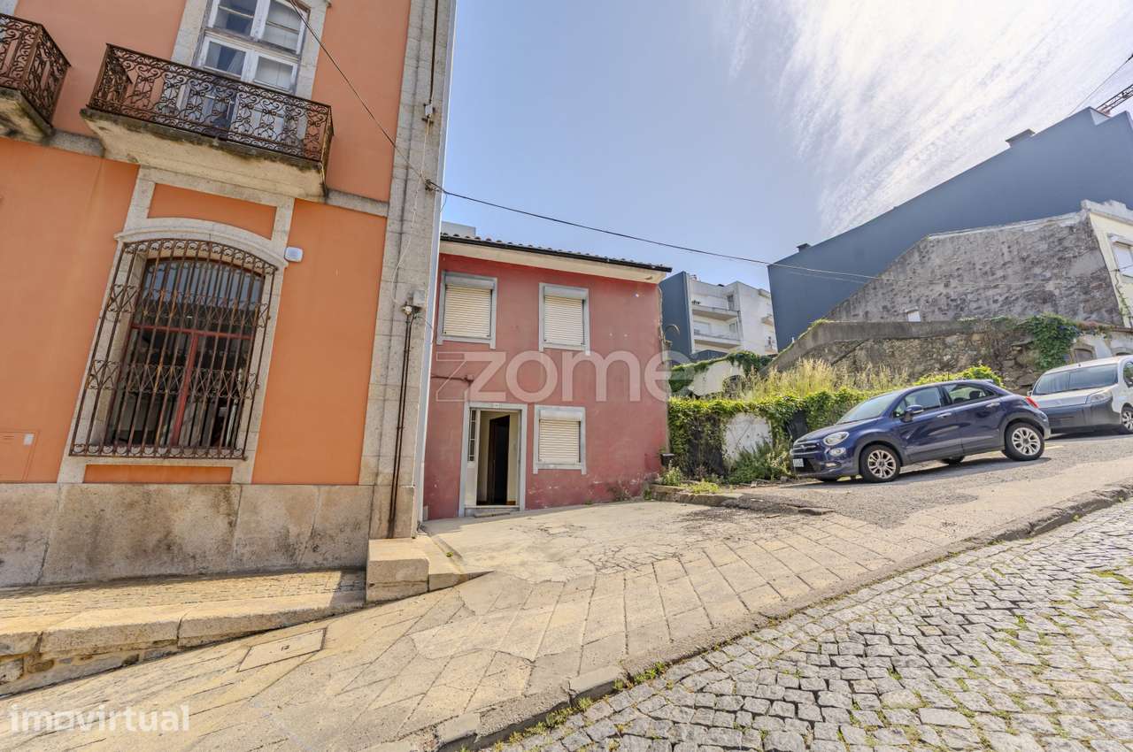 Moradia para Reabilitar no Centro de Braga - Grande imagem: 4/28