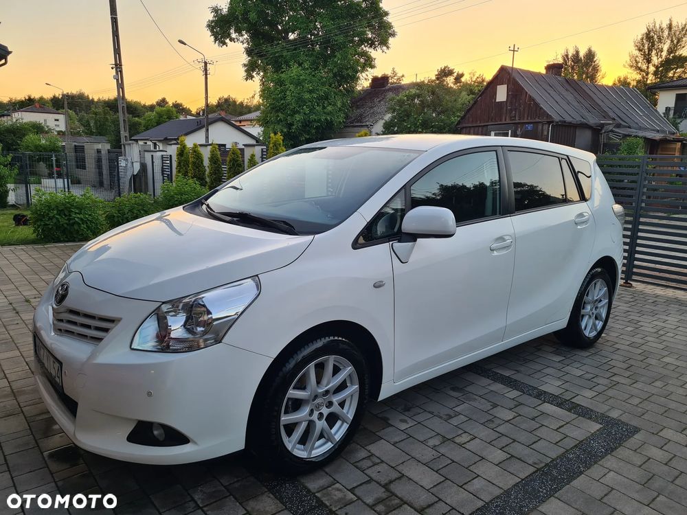 Toyota Verso 1.8 Premium EU5 - 1