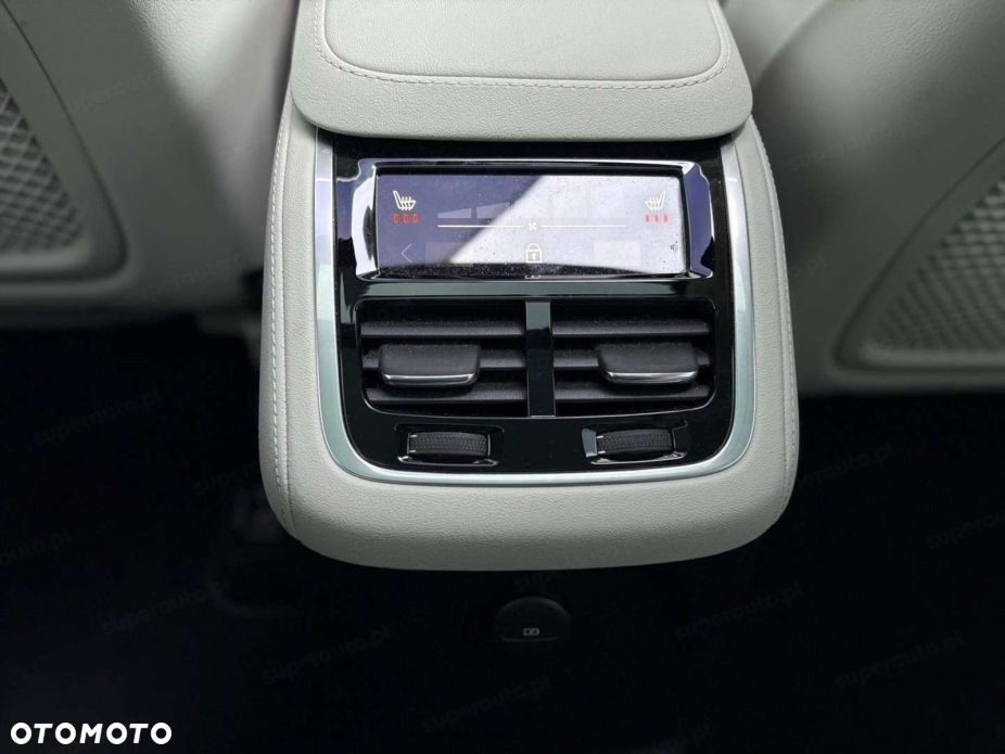 Volvo XC 90 - 18
