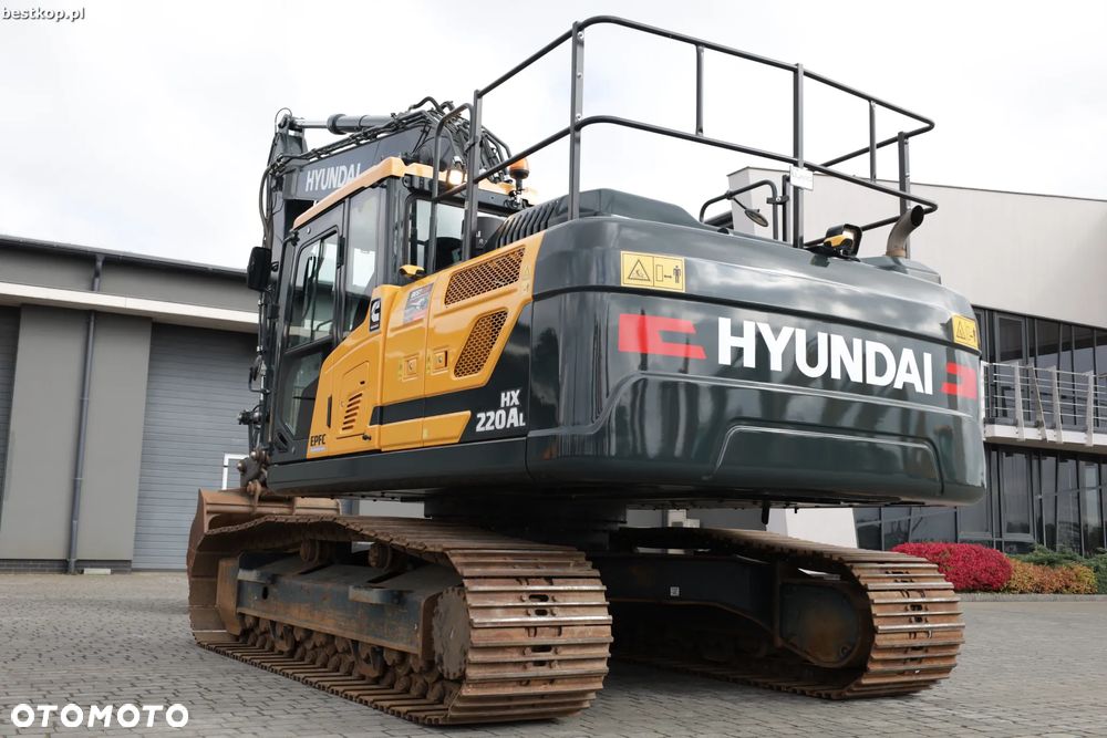 Hyundai HX220AL - 6