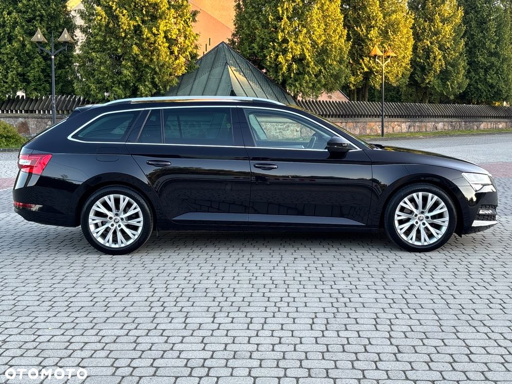 Skoda Superb 2.0 TDI DSG Premium Edition - 6