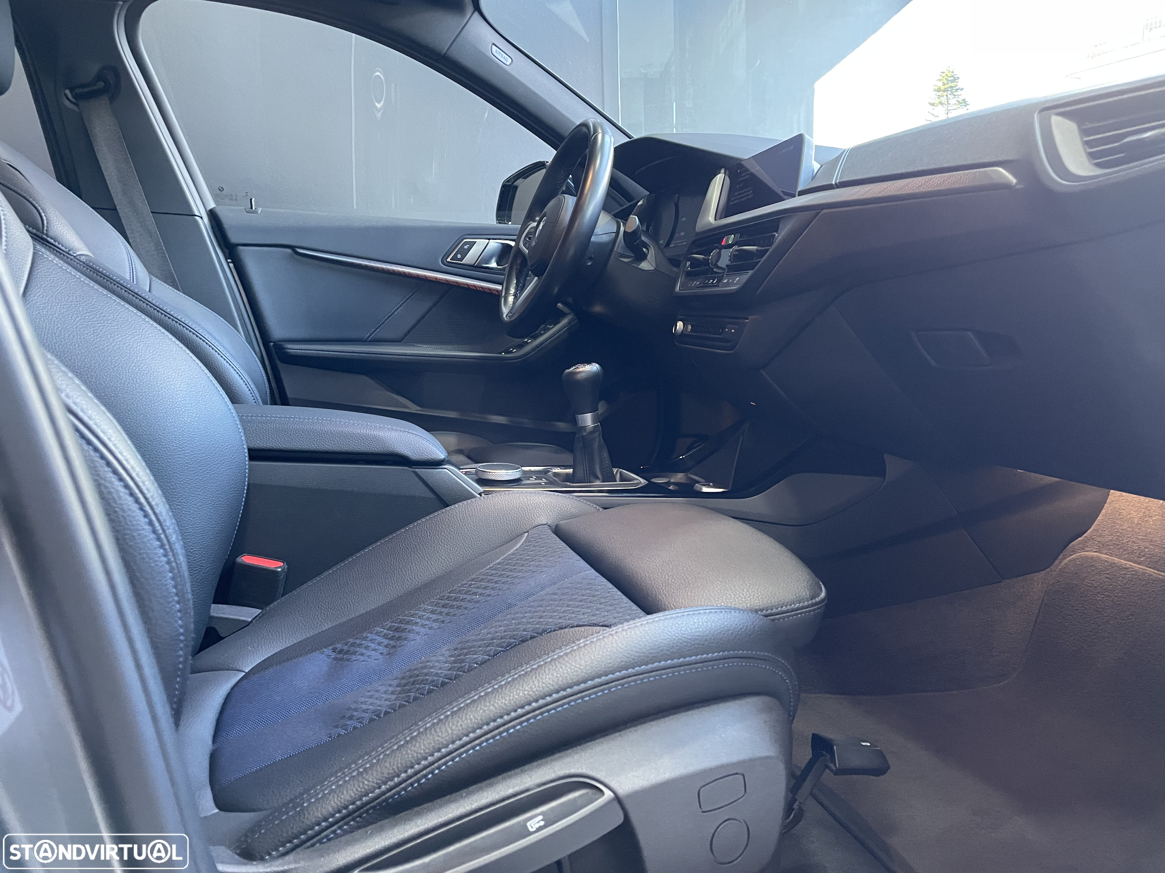 BMW 116 d Pack Desportivo M - 25