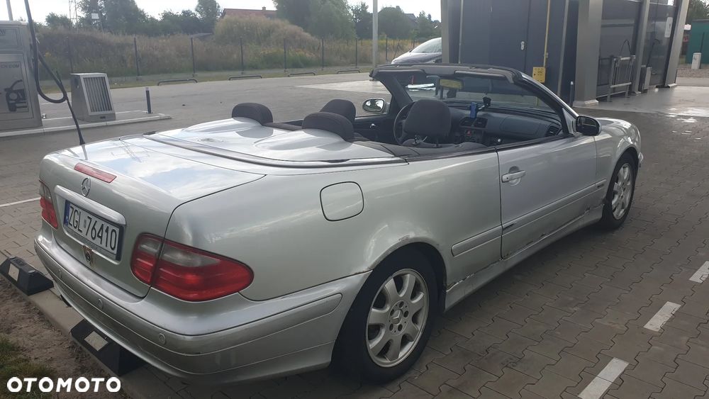 Mercedes-Benz CLK - 2
