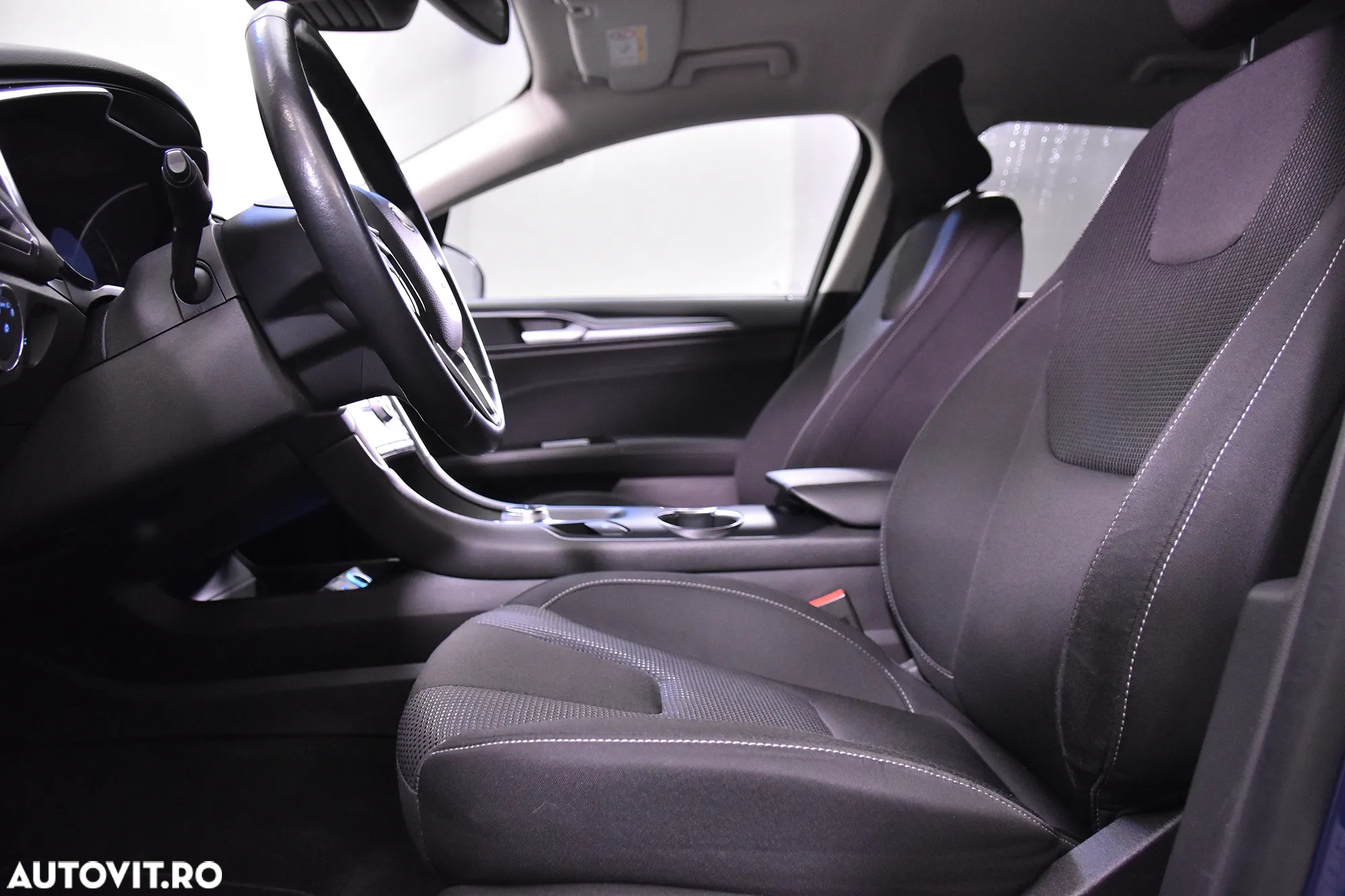 Ford Mondeo - 22