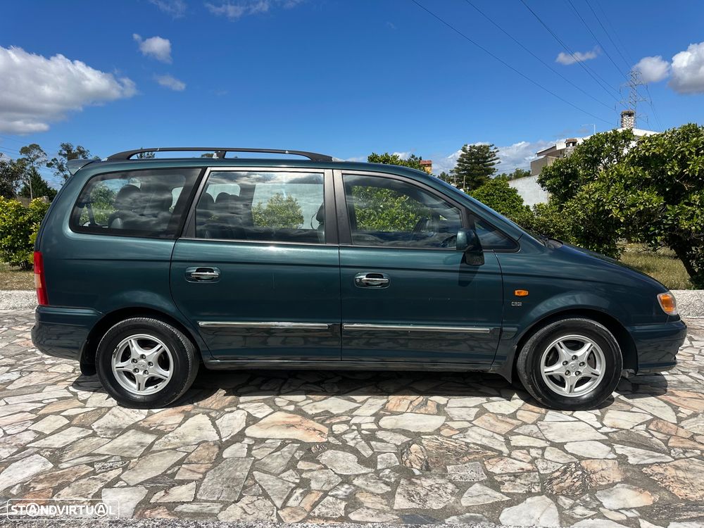 Hyundai Trajet 2.0 CRDi GLS - 9