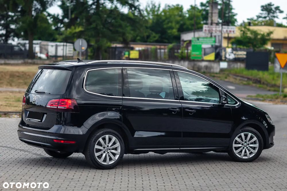 Volkswagen Sharan 2.0 TDI 4Mot Highline DSG - 11