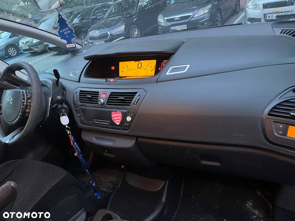 Citroën C4 Picasso - 10