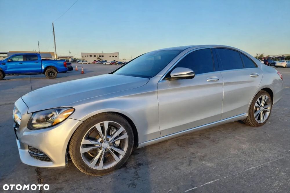 Mercedes-Benz Klasa C 300 9G-TRONIC Avantgarde - 1