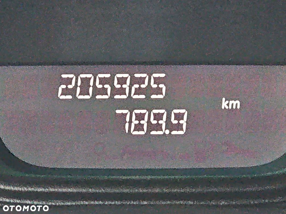 Renault Trafic 1.6 dCi - 18