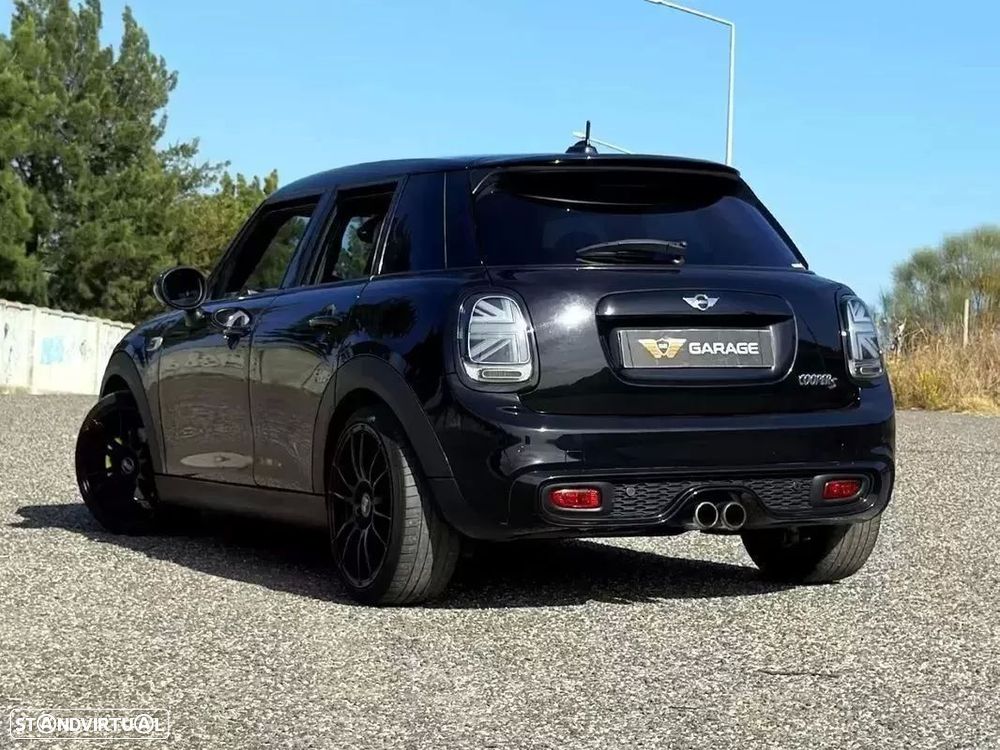MINI 5 Portas Cooper S Auto Desportiva - 3