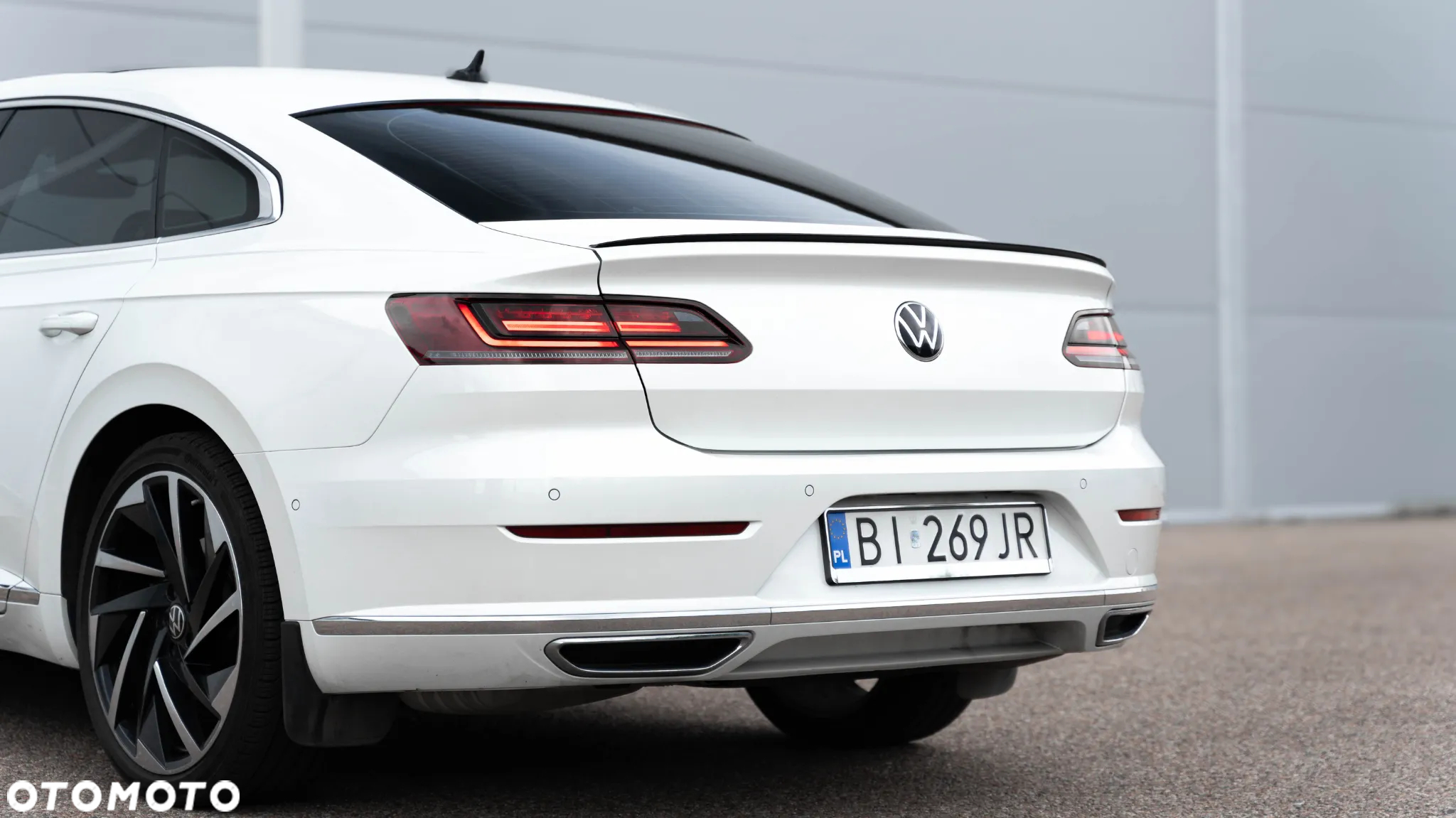 Volkswagen Arteon 2.0 TSI 4Motion R DSG - 5