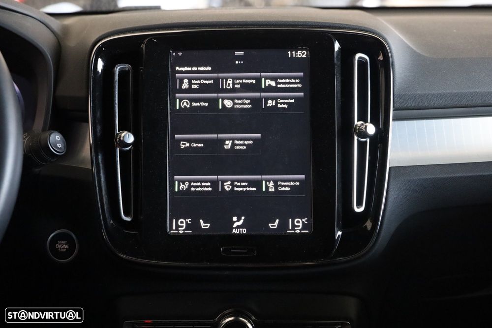 Volvo XC 40 1.5 T2 Plus Dark Auto - 23