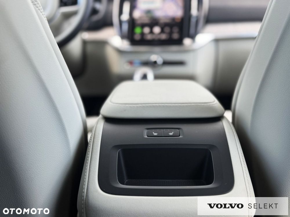 Volvo XC 90 - 29