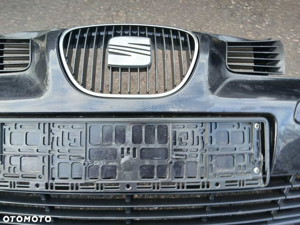 Seat Ibiza III Zderzak przedni czarny - 4