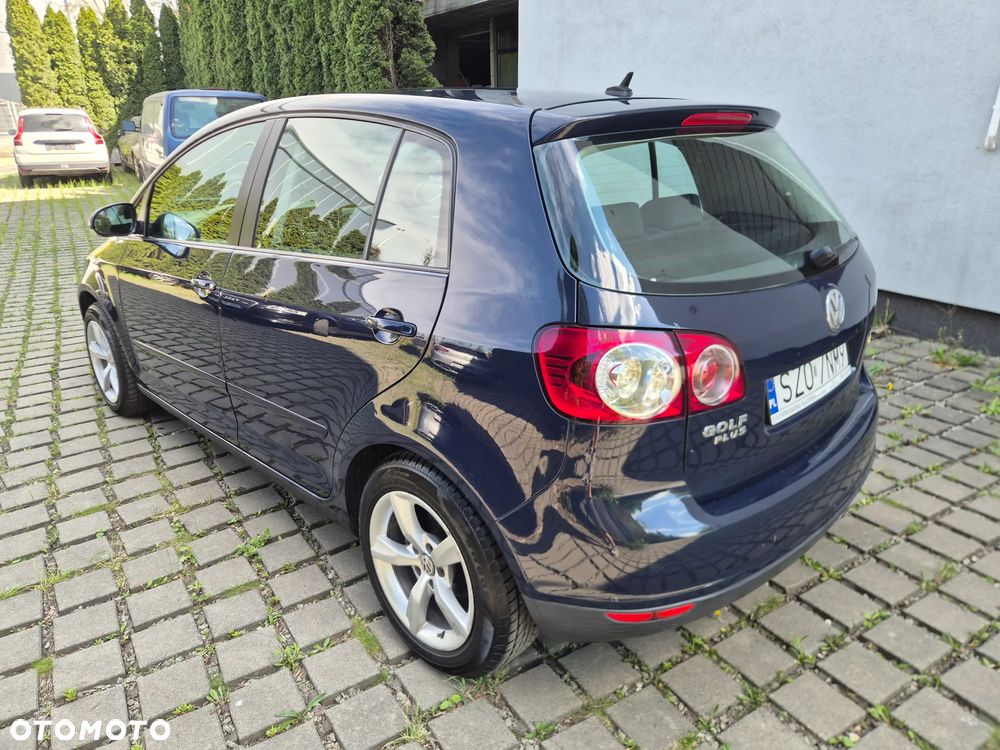 Volkswagen Golf Plus 2.0 TDI DPF Tour Edition - 4
