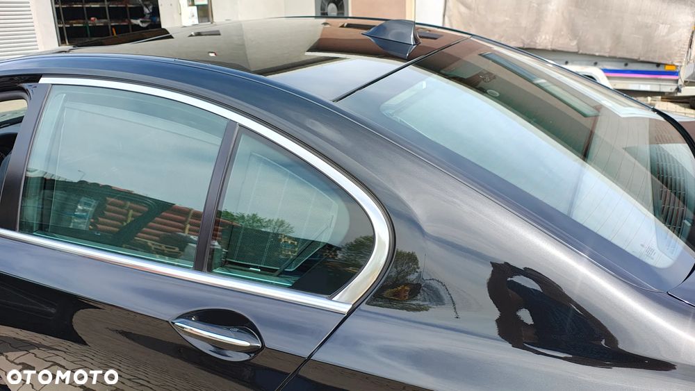 BMW Seria 7 730d Blue Performance - 9