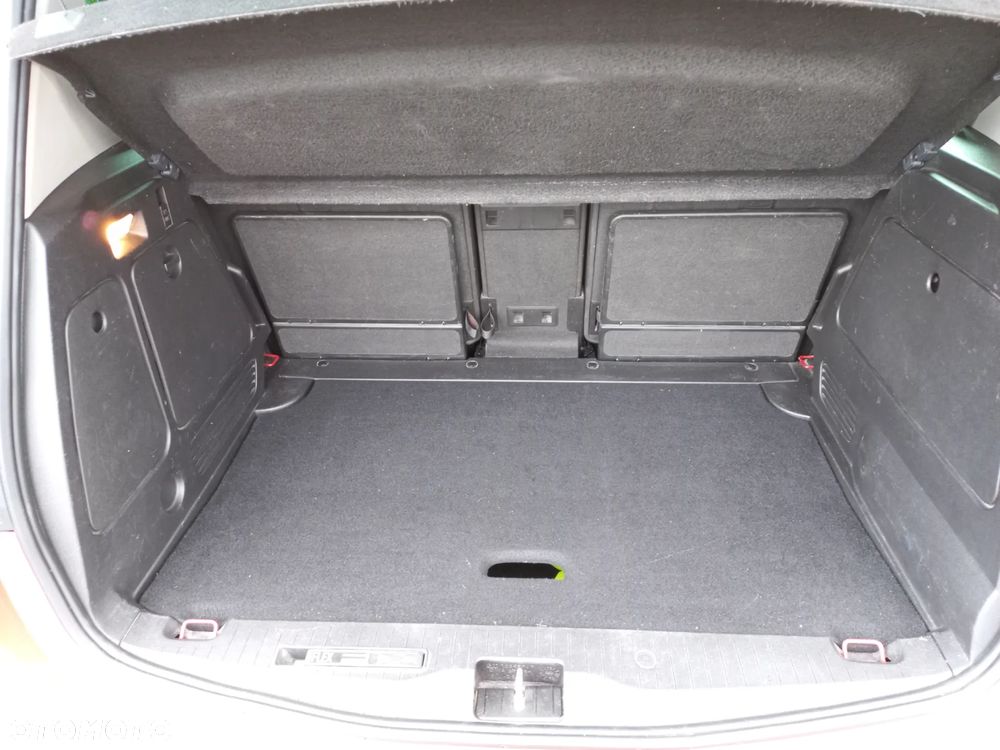 Opel Meriva - 25