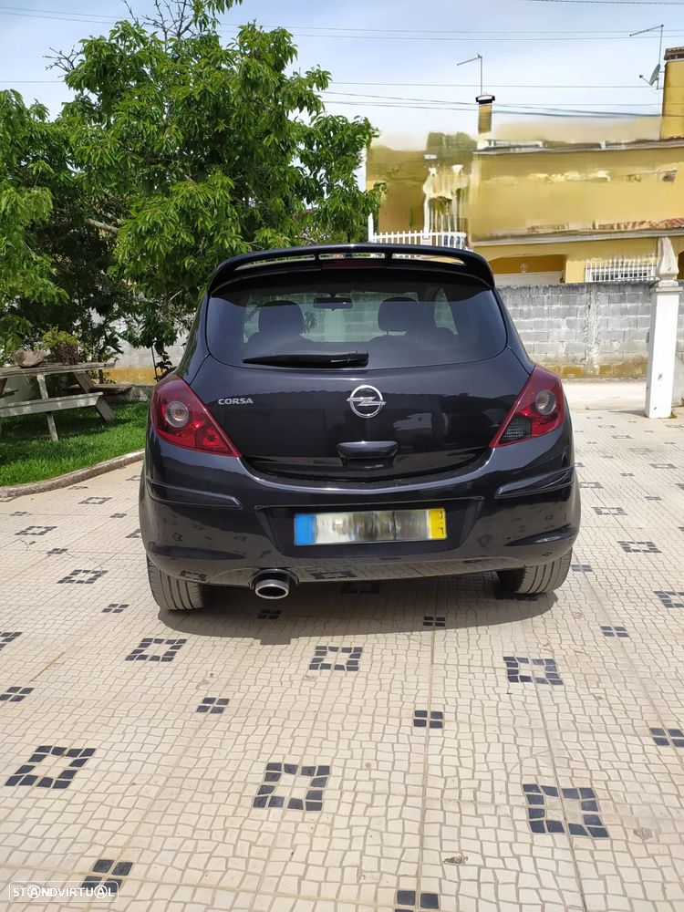 Opel Corsa 1.2 Black Edition - 4