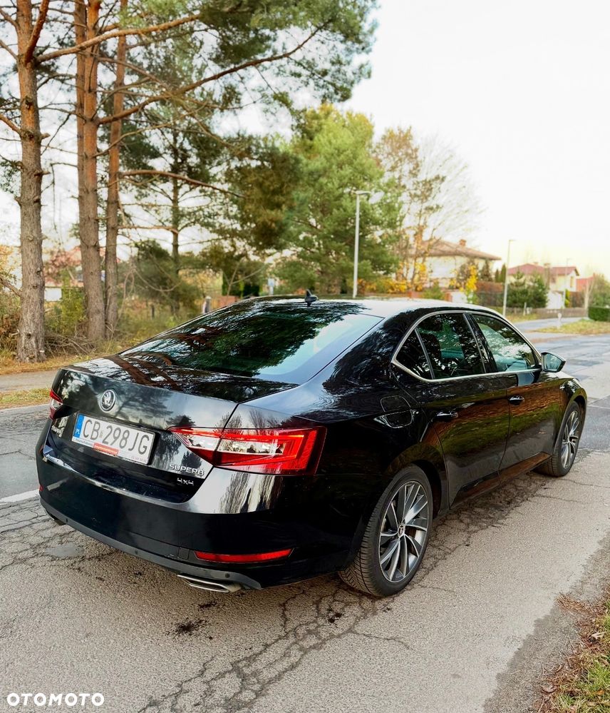 Skoda Superb 2.0 TSI 4x4 L&K DSG - 6