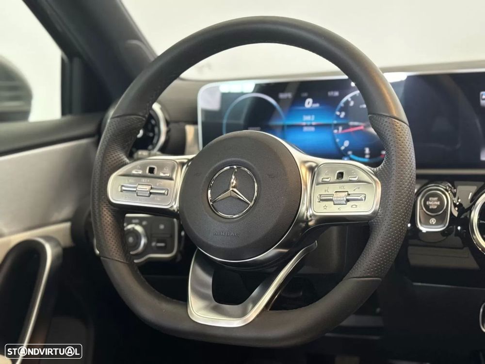 Mercedes-Benz A 200 AMG Line - 28