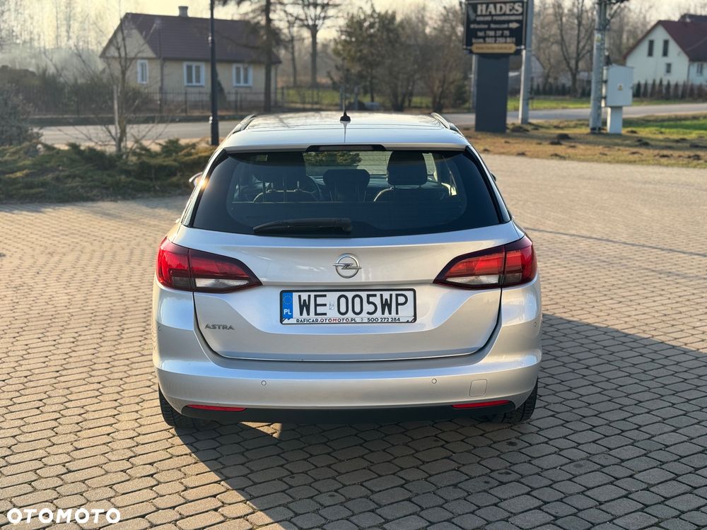 Opel Astra 1.6 CDTI Enjoy - 11