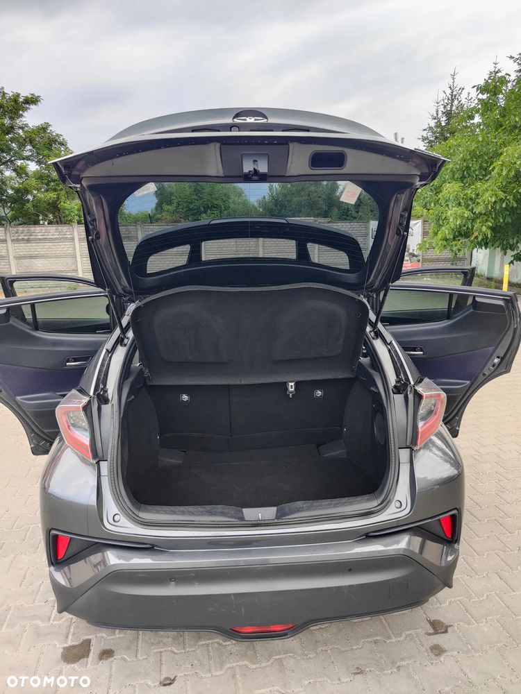 Toyota C-HR 1.2 T Premium CVT 4x4 - 10