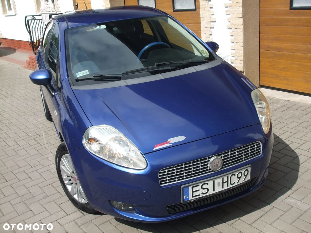 Fiat Grande Punto Actual 1.4 8V Estiva Blue&Me - 35