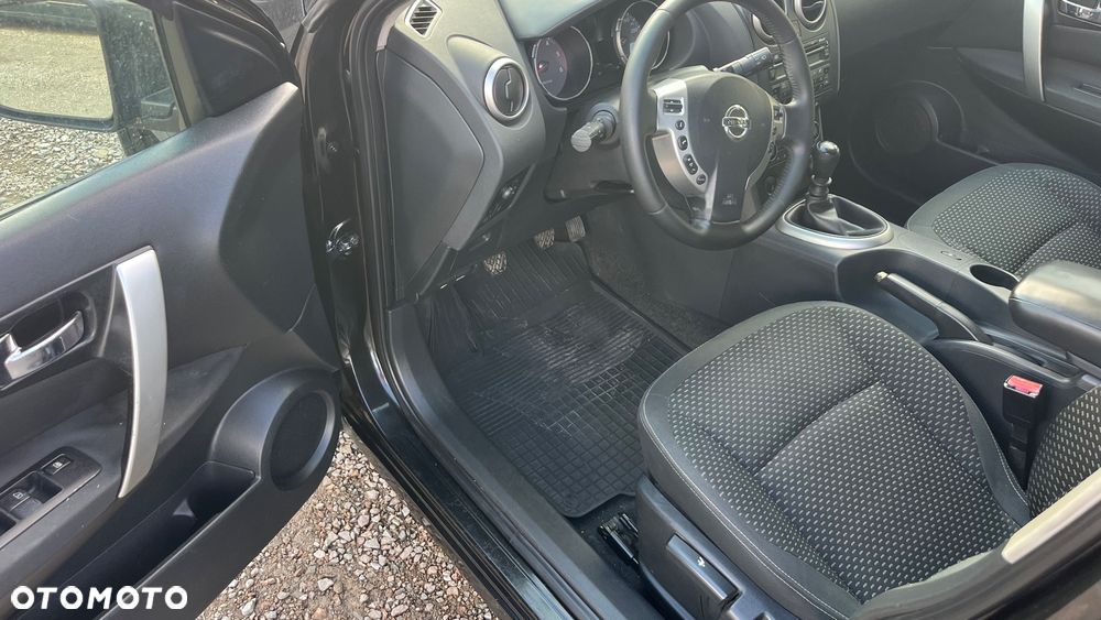 Nissan Qashqai 2.0 dCi Visia - 13