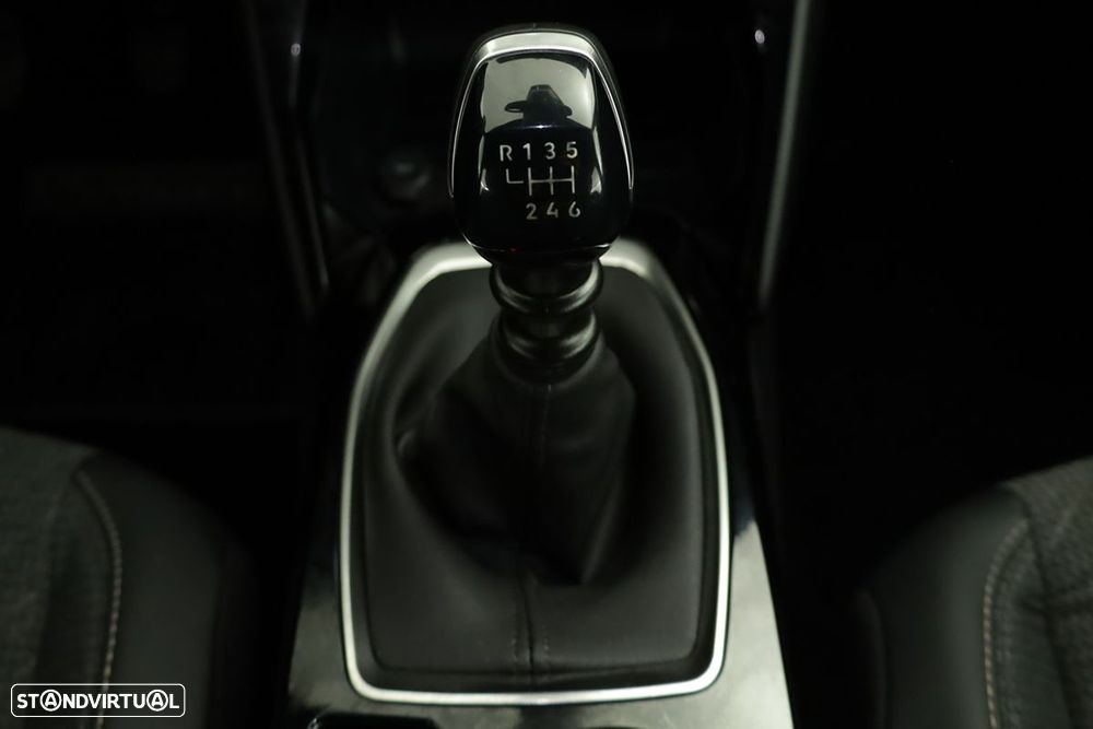 Peugeot 2008 1.2 PureTech Allure - 13