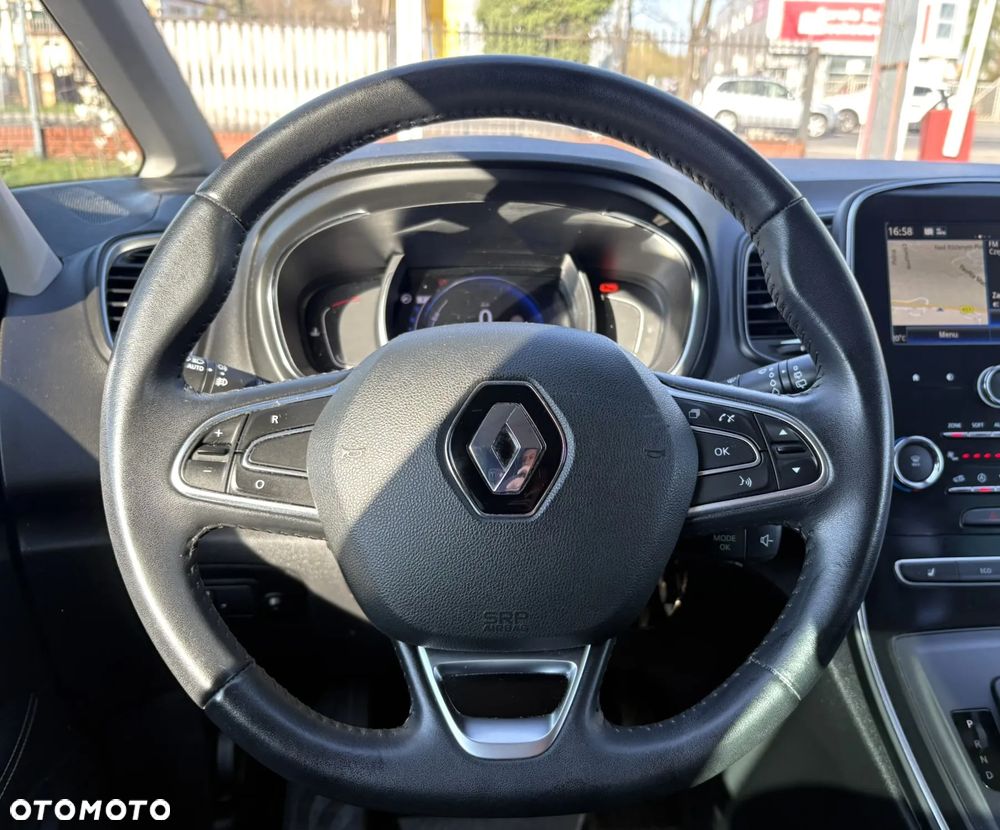 Renault Scenic BLUE dCi 120 EDC BOSE EDITION - 11