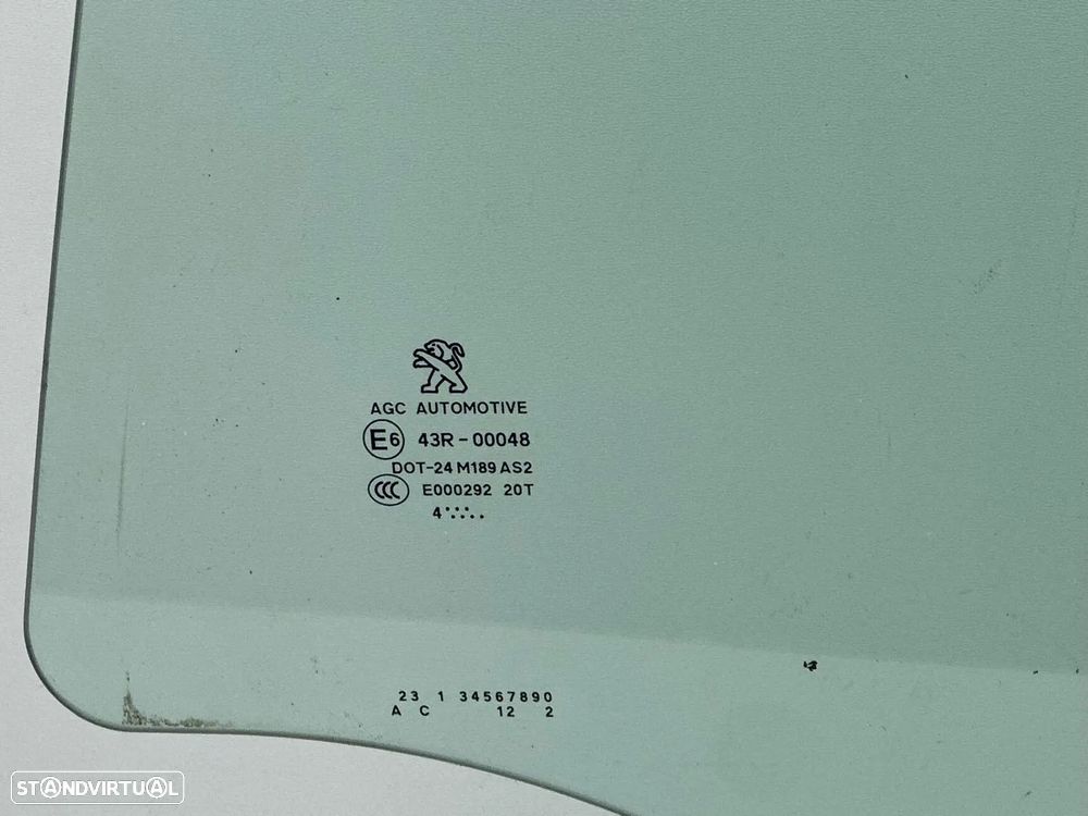 Vidro Trás Direito / Esquerdo - Peugeot 2008 I (2014) - 4