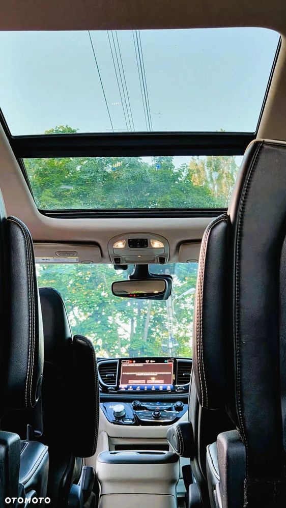 Chrysler Pacifica - 15
