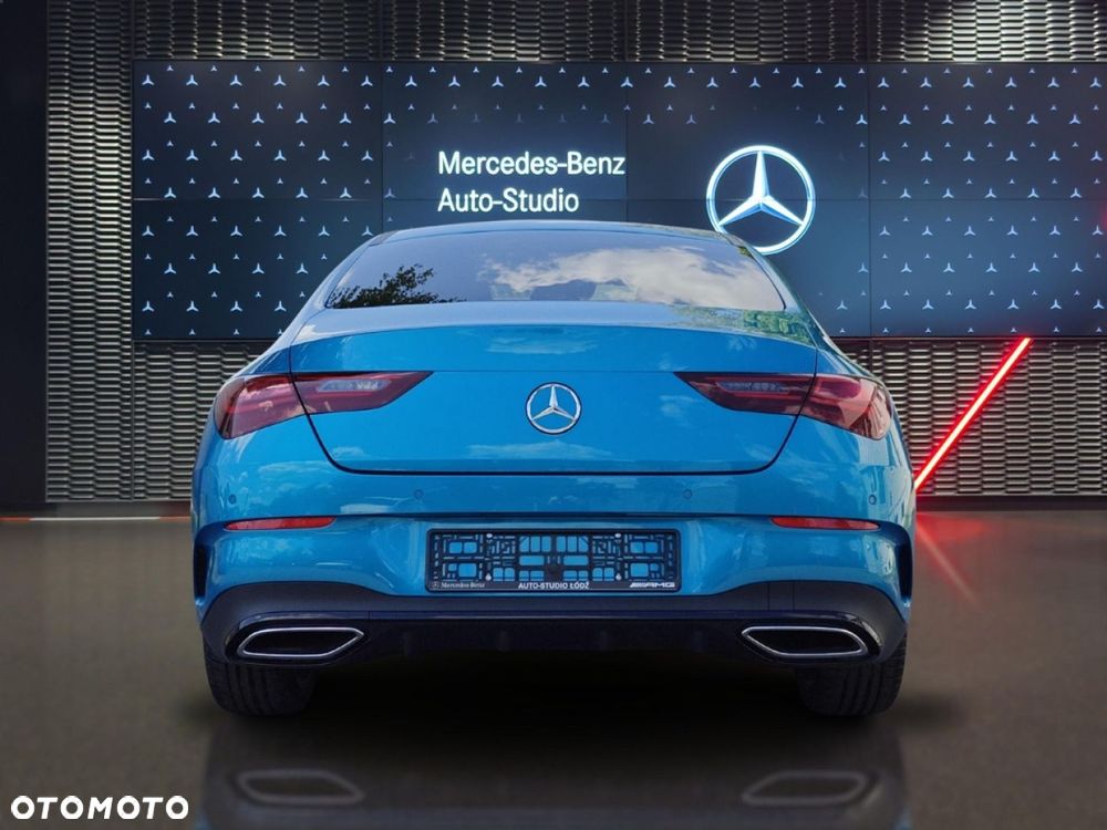 Mercedes-Benz CLA - 4