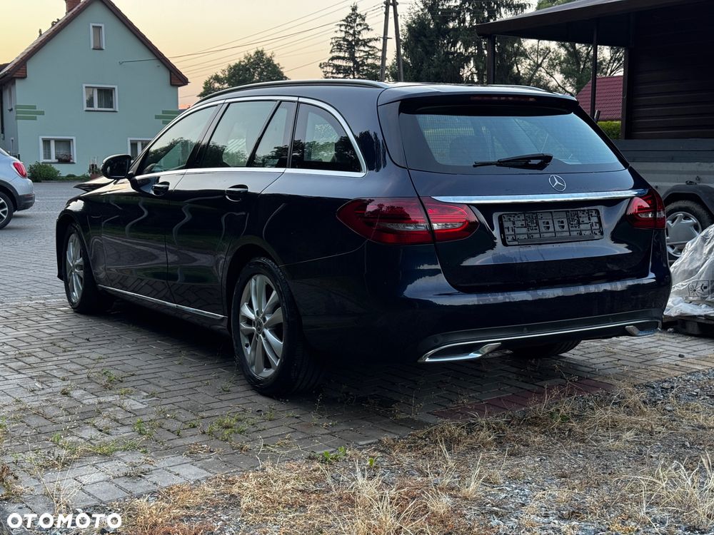 Mercedes-Benz Klasa C 220 d 9G-TRONIC Exclusive - 6