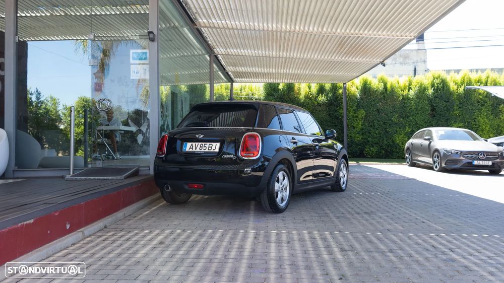 MINI 5 Portas Cooper D - 3