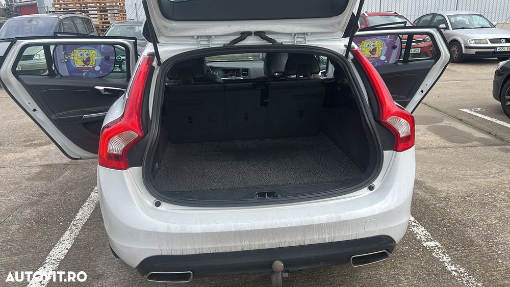 Volvo V60 D3 Geartronic Momentum - 10