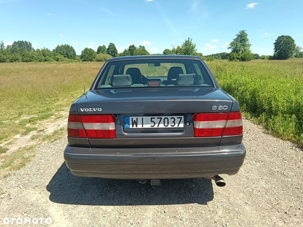 Volvo Seria 900 - 4