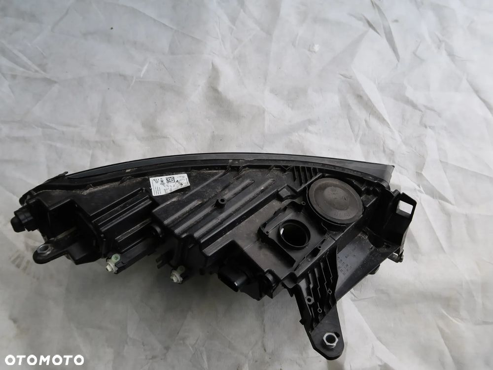 Lampa przednia Skoda 5LB 941 015 - 3
