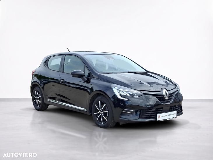 Renault Clio - 9