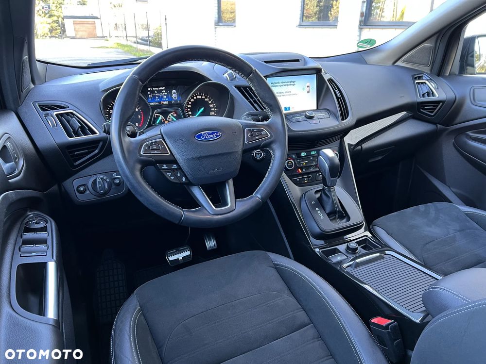 Ford Kuga 1.5 EcoBoost 4x4 ST-Line - 34