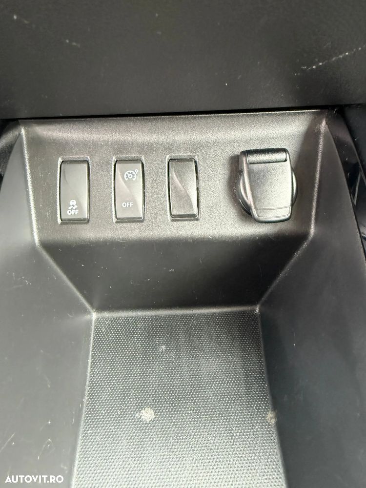 Dacia Spring Comfort Plus - 11